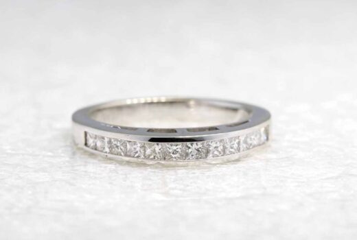 Princess Cut Diamonds ring